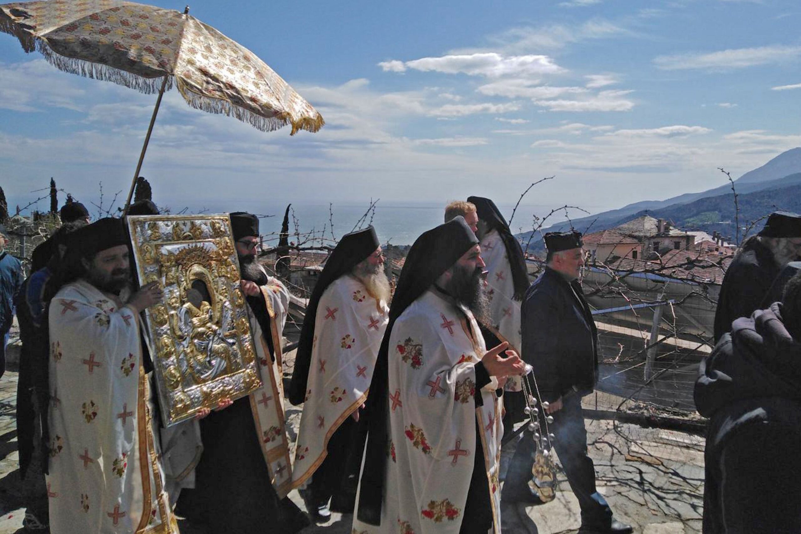 Mount Athos: First-ever Supermarket to Open on Monastic Community