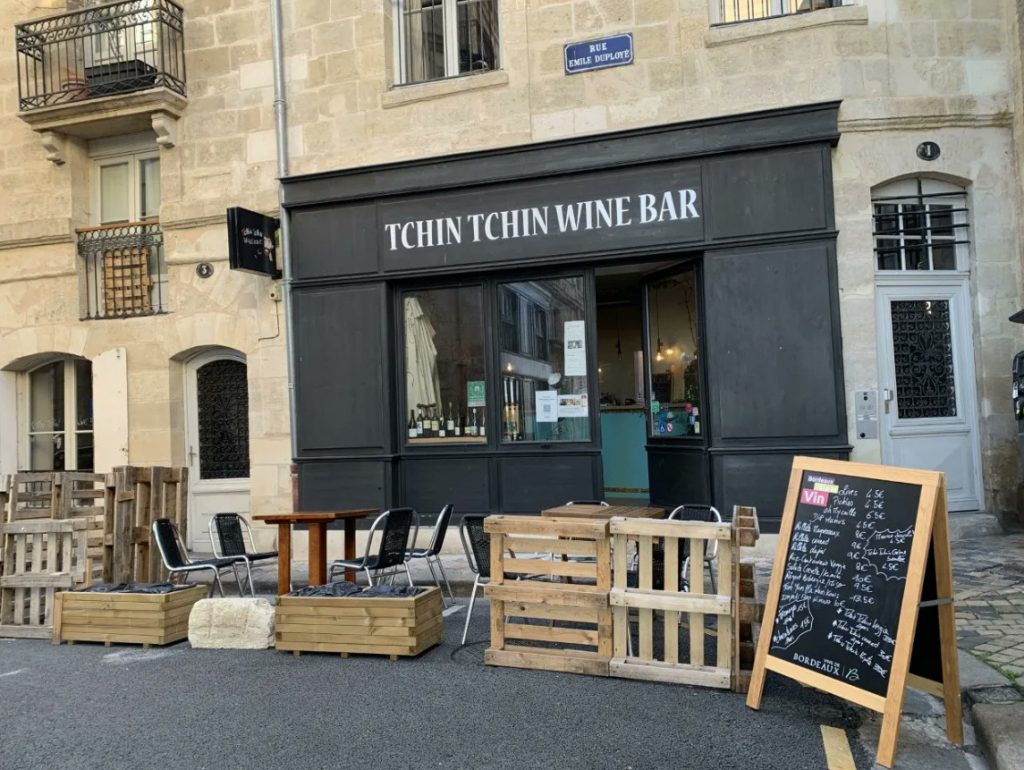 Botulism in Bordeaux: Bar Manager Charged with Involuntary Manslaughter