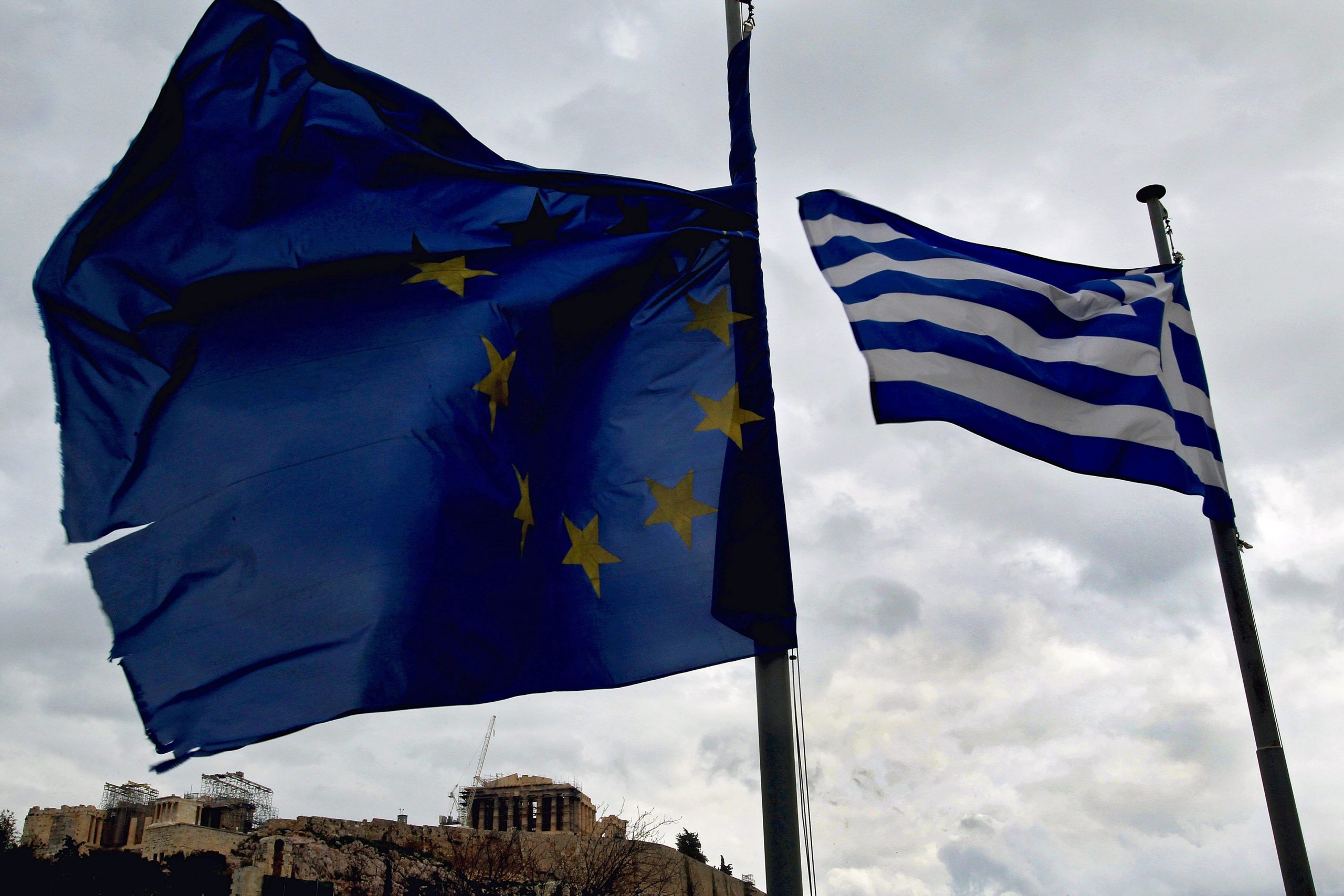 Eurostat: Greeks Among the Least Satisified in EU