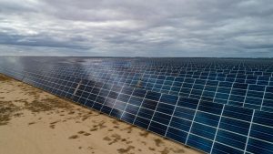 EIB: 400bln€ Loan to Mytilineos for Solar Parks, Battery Storage Capacity