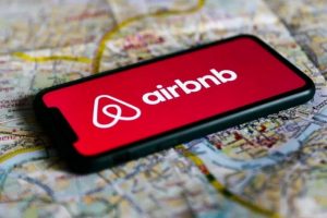 Airbnb: Short-term Rentals on the Rise in Greece