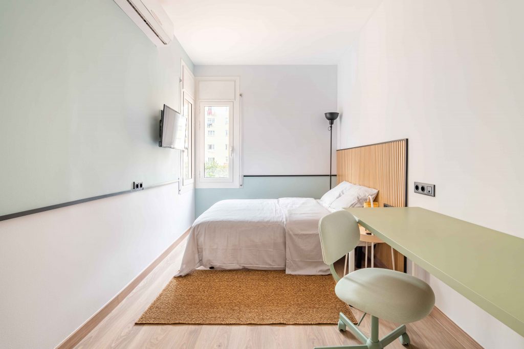 Struggling to Decorate a Narrow Room? 5 Design Pro Strategies