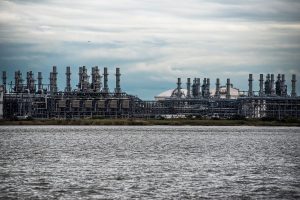 How the Rockefellers and Billionaire Donors Pressured Biden on LNG Exports