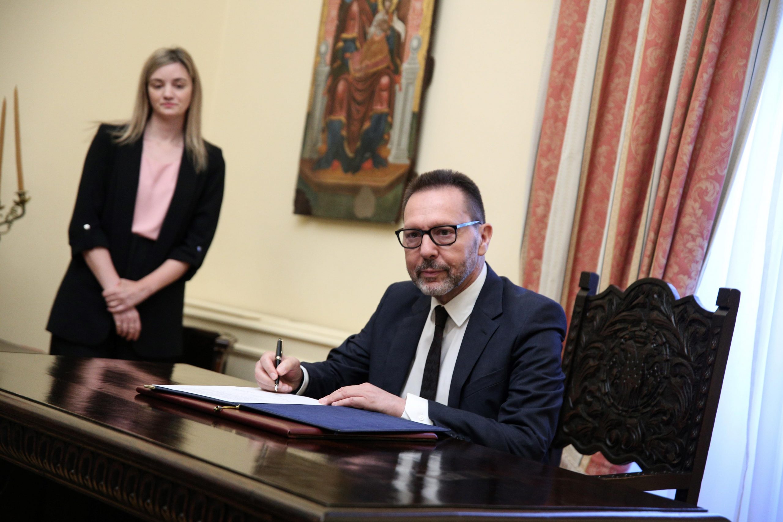 BoG Gov. Stournaras to Bloomberg: First ECB Cut Possibly in June Even as 2% Target in Sight