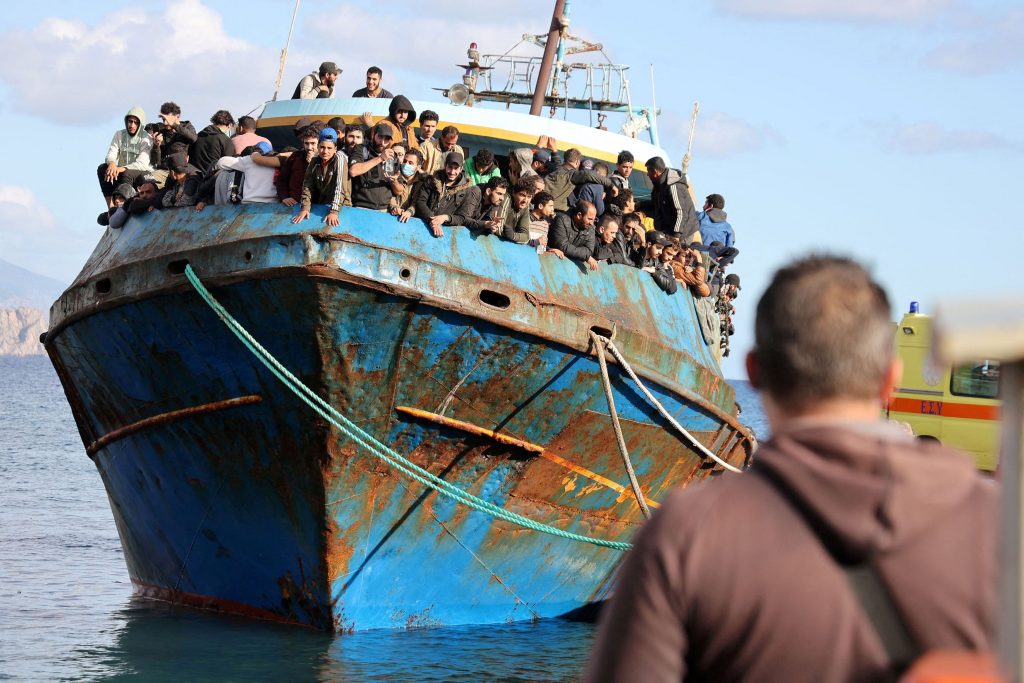 Three Migrant Smuggling Incidents Reported off Lesvos, Gavdos on Sat.