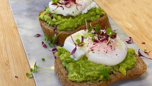 ROTD: Poached Eggs, Two Ways
