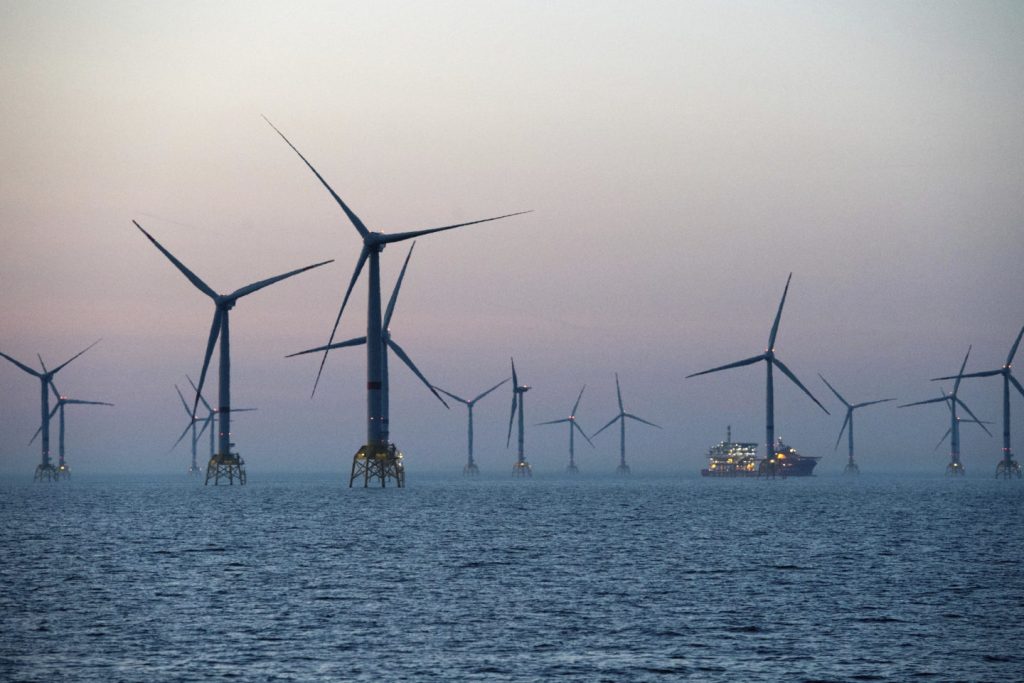 Greece Aims to Boost Energy Capacity, Economy with Offshore Wind Farms