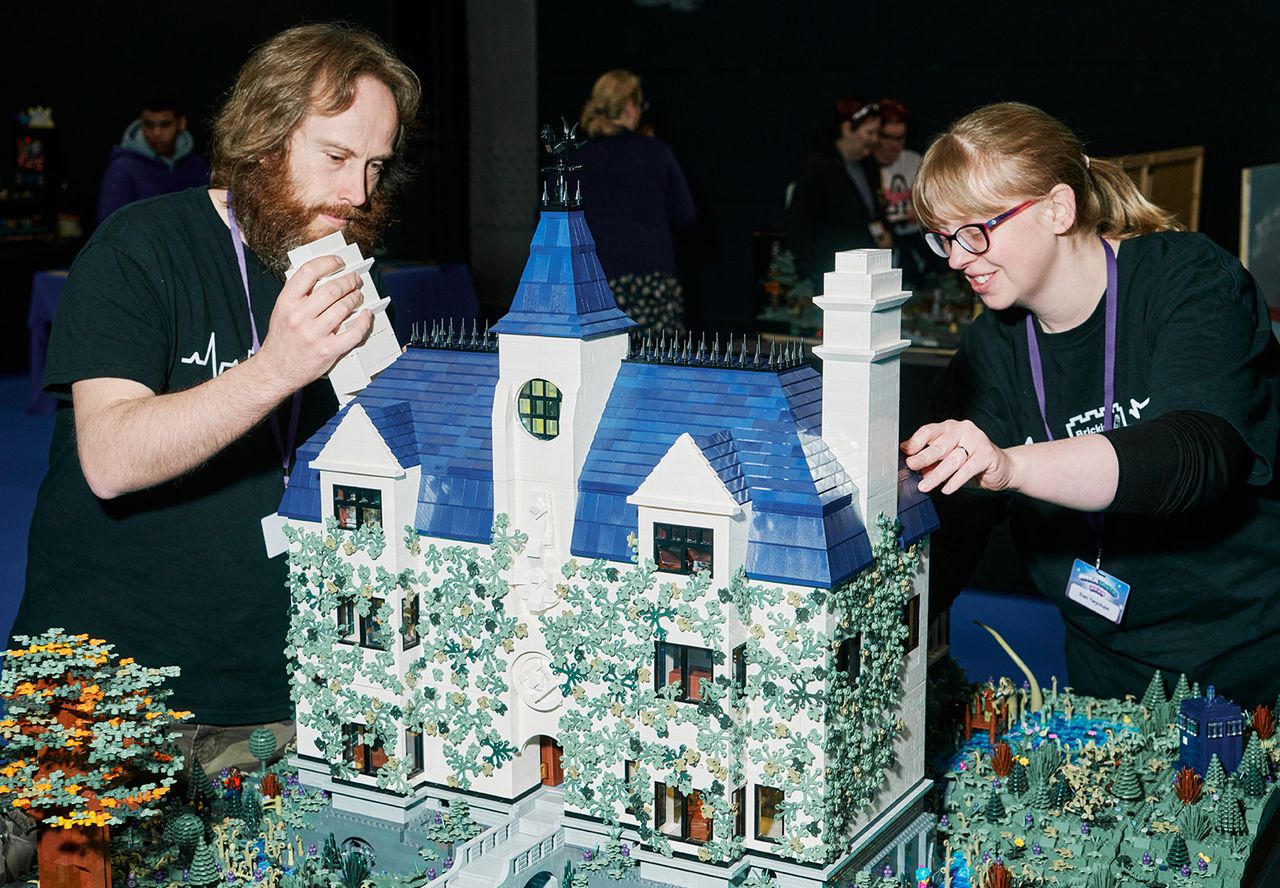 $850 Millennium Falcons and $680 Titanics: Grown-Ups Are Now a Gold Mine for Lego