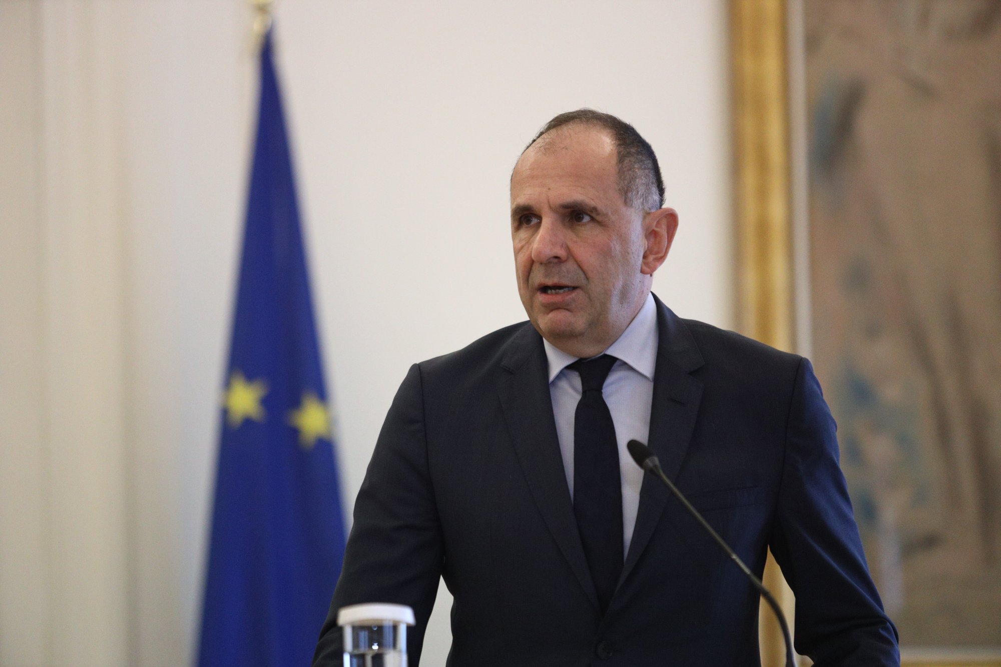 Greek FM’s Middle East Tour Focused on Intl Law and Investment