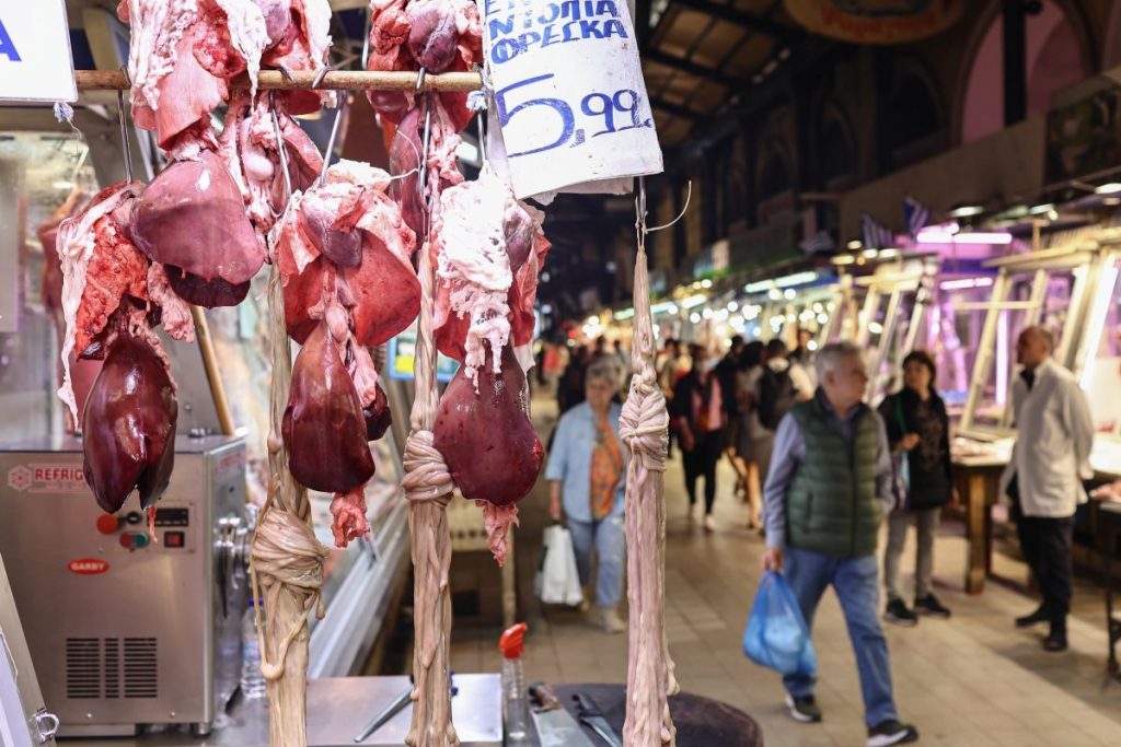 Greece’s Food Authority Advises Consumers on Meat and Egg Purchases Ahead of Orthodox Easter