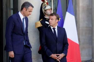 Greco-French Relations on Ice: Exploring the Chill between Mitsotakis and Macron