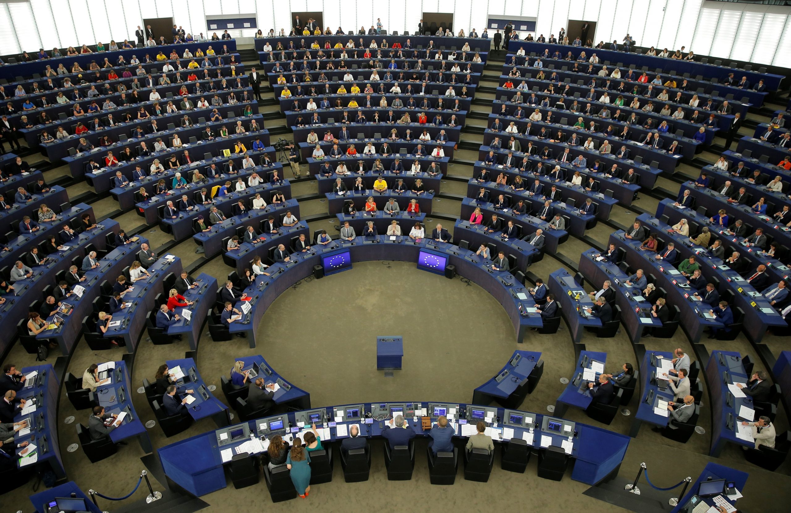 MEPs Rake in ‘Whopping’ €8.7 mln in Side Gigs – Transparency Intl