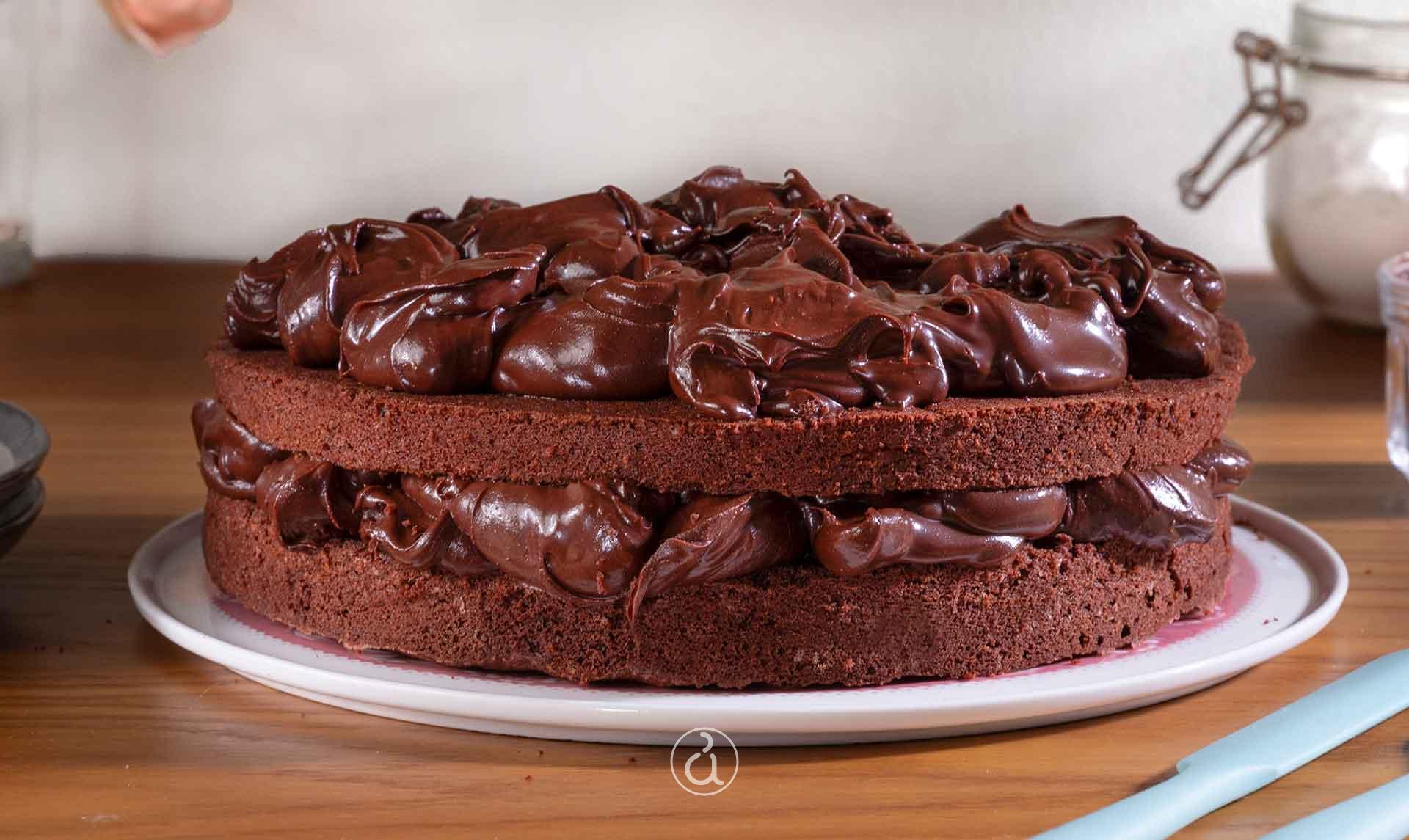 ROTD: Cake with Chocolate Buttercream Icing