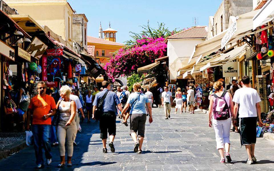 Bank of Greece: Positive Signs for Tourism in the First Quarter of 2024