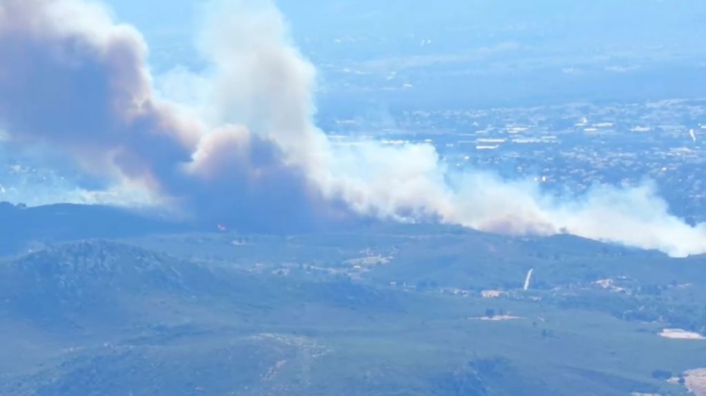 Second Large Fire Rages in Stamata, NE of Athens