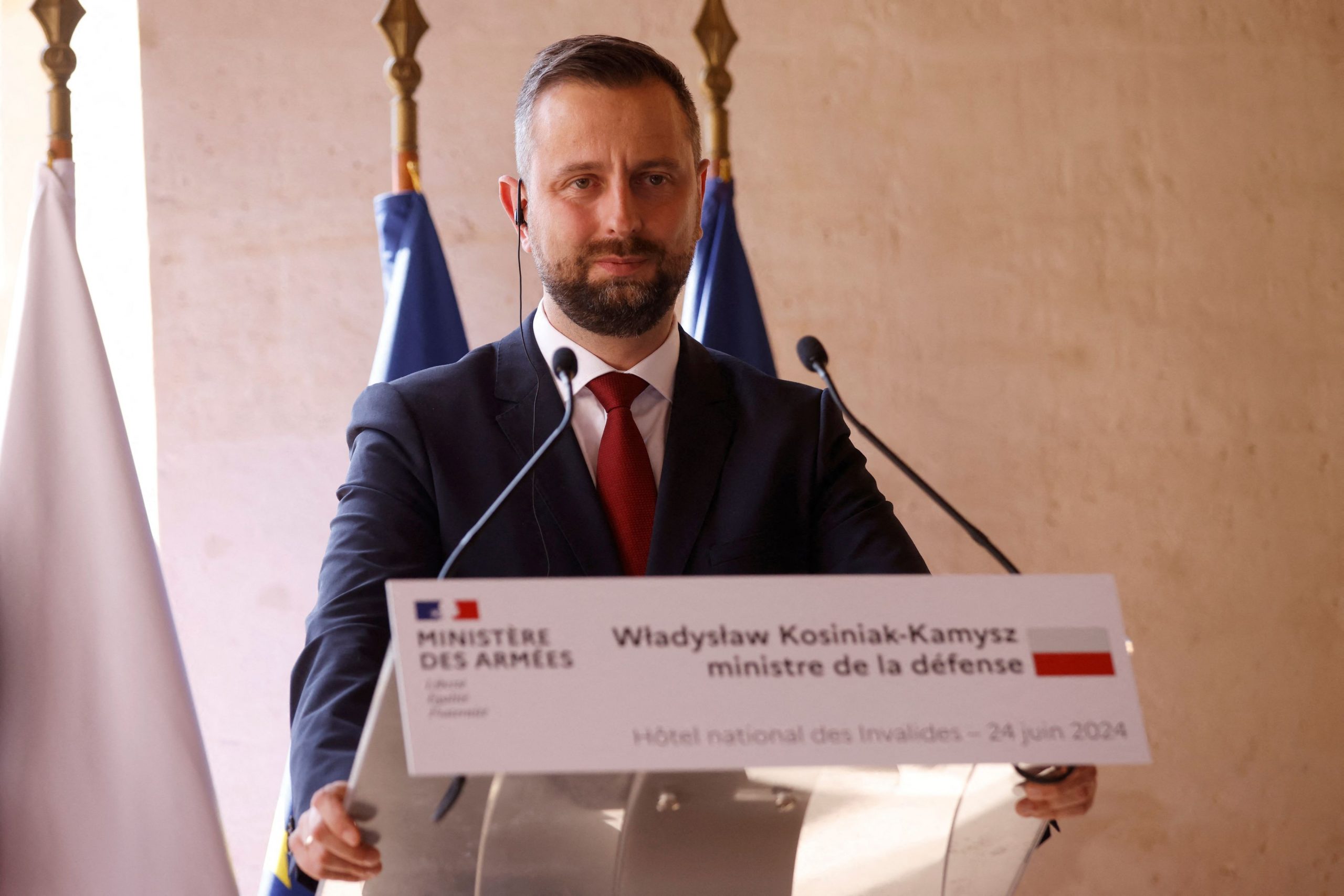 Poland Seeks Help of Greece to Patrol Border with Belarus