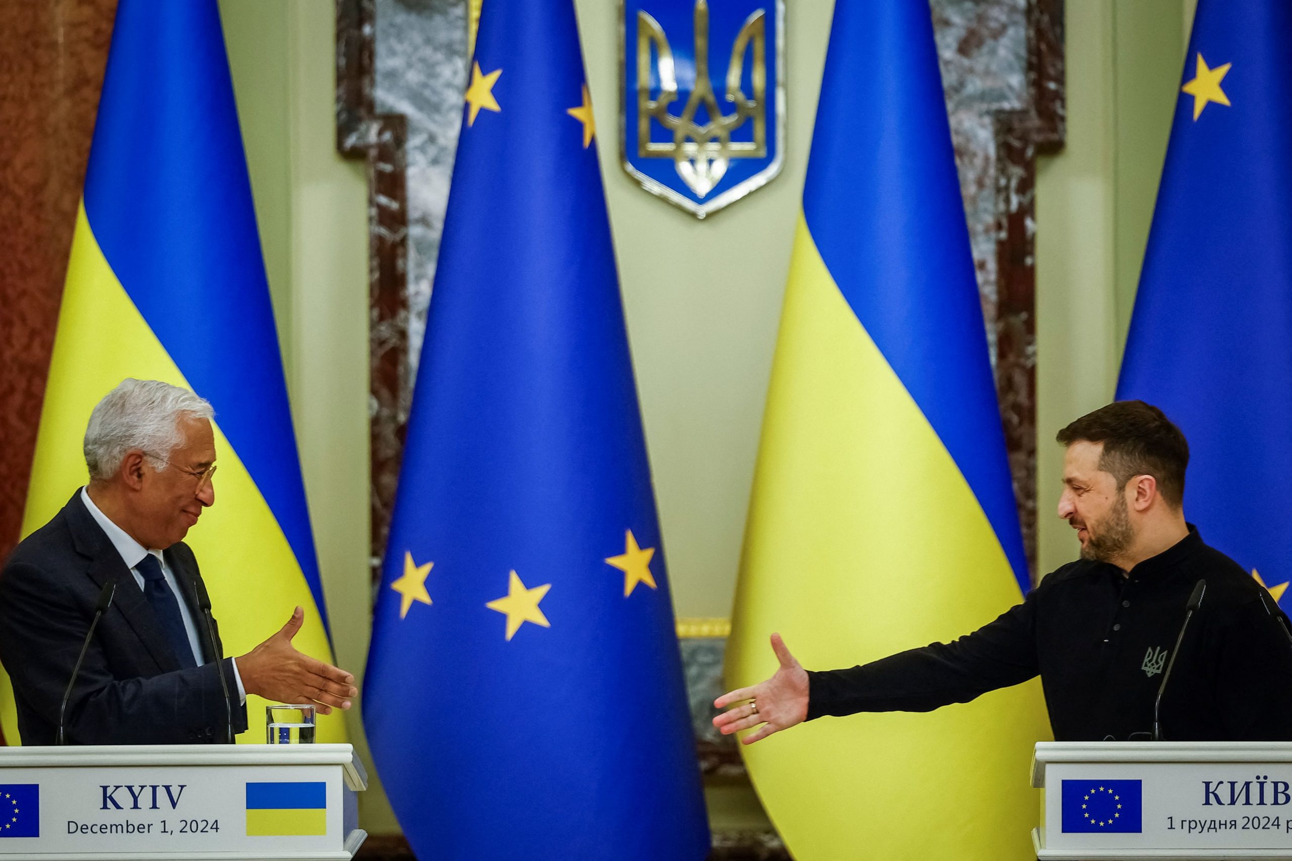 Zelensky Urges Biden to Fast-Track Ukraine’s NATO Membership