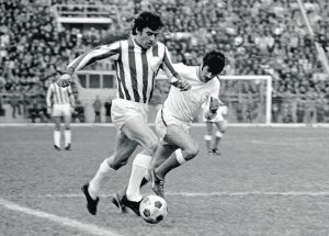 ‘In There, Gioutsos…!’