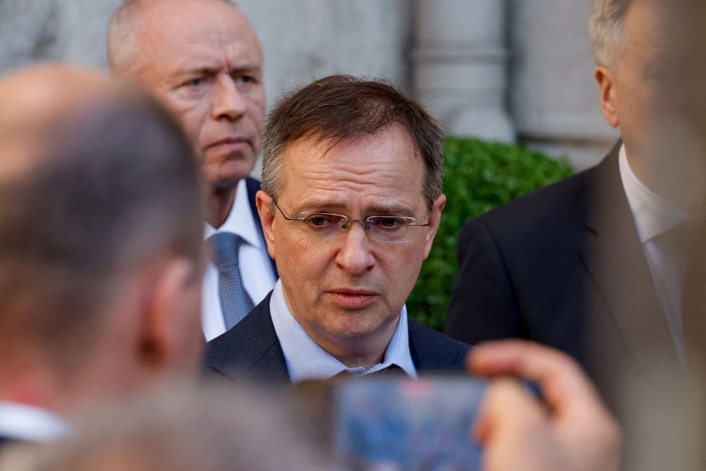 Russia, Ukraine Resume Peace Talks in Istanbul