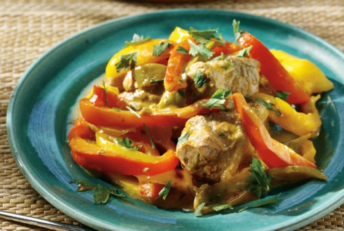 Braised Beef with Colorful Bell Peppers