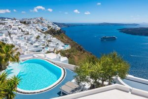 Foreign Buyers Flock to Greece’s Holiday Home Market