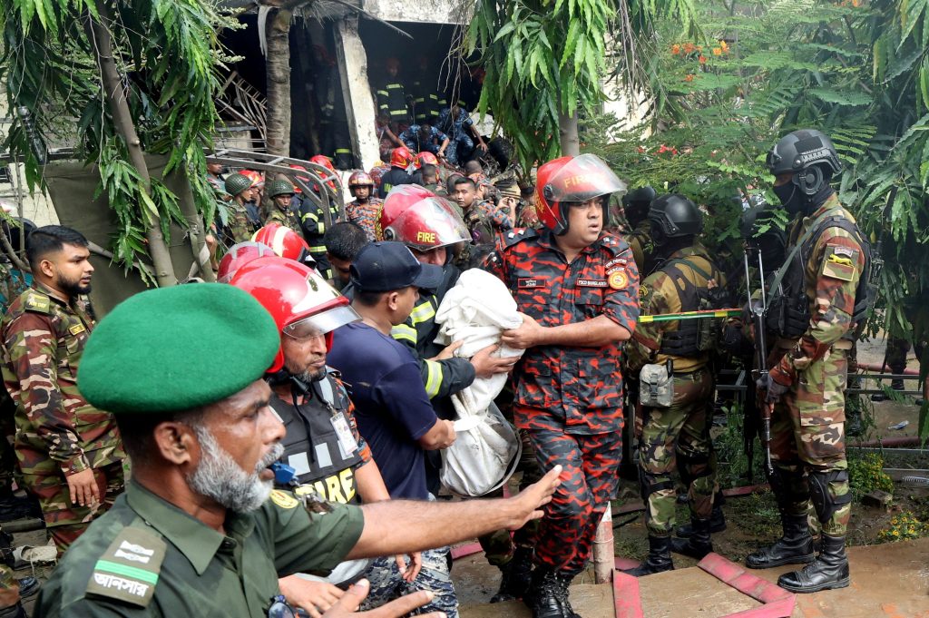 bangladesh plane crash