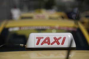 Cabbie Arrested for Demanding 310€ For Airport to Center Ride