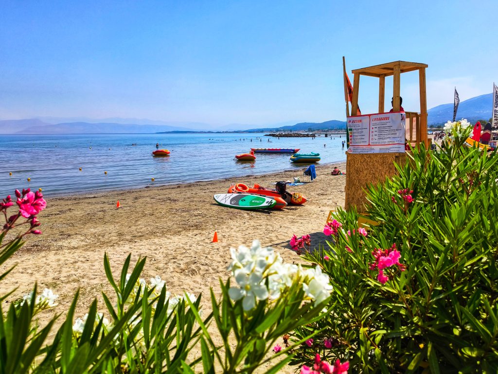 Isolated Thunderstorms in the North, Sunshine Elsewhere