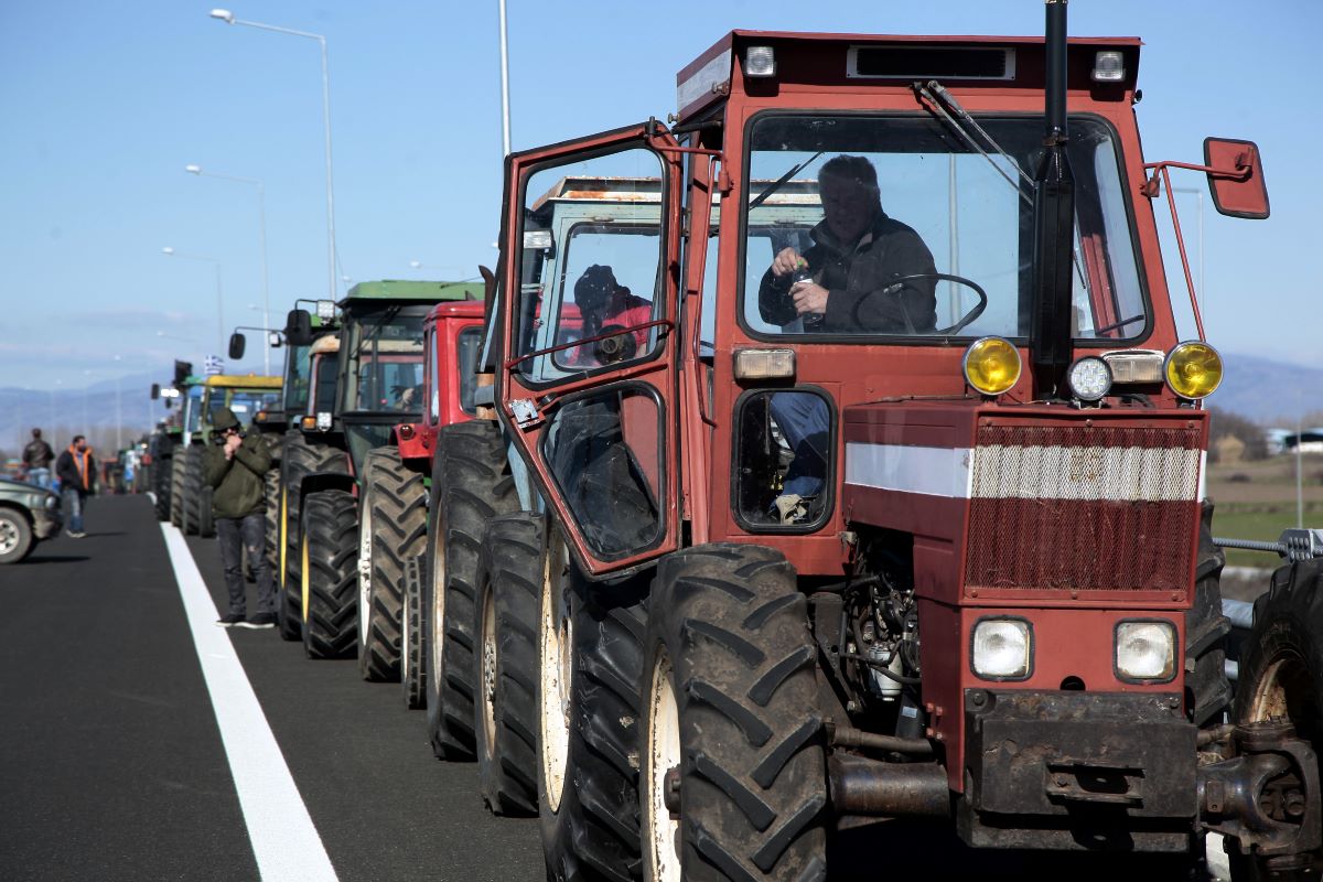 Greek Farmers Threaten Summer Protests Over Delayed Subsidy Payments