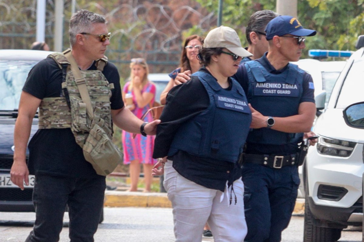 Mother of Girl Found Dead on Athens’ Beach Taken into Custody