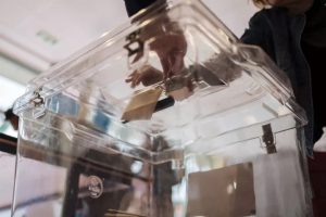 Metron Analysis Poll: ND Lead of 13.6% Points; Limited Gains for PASOK