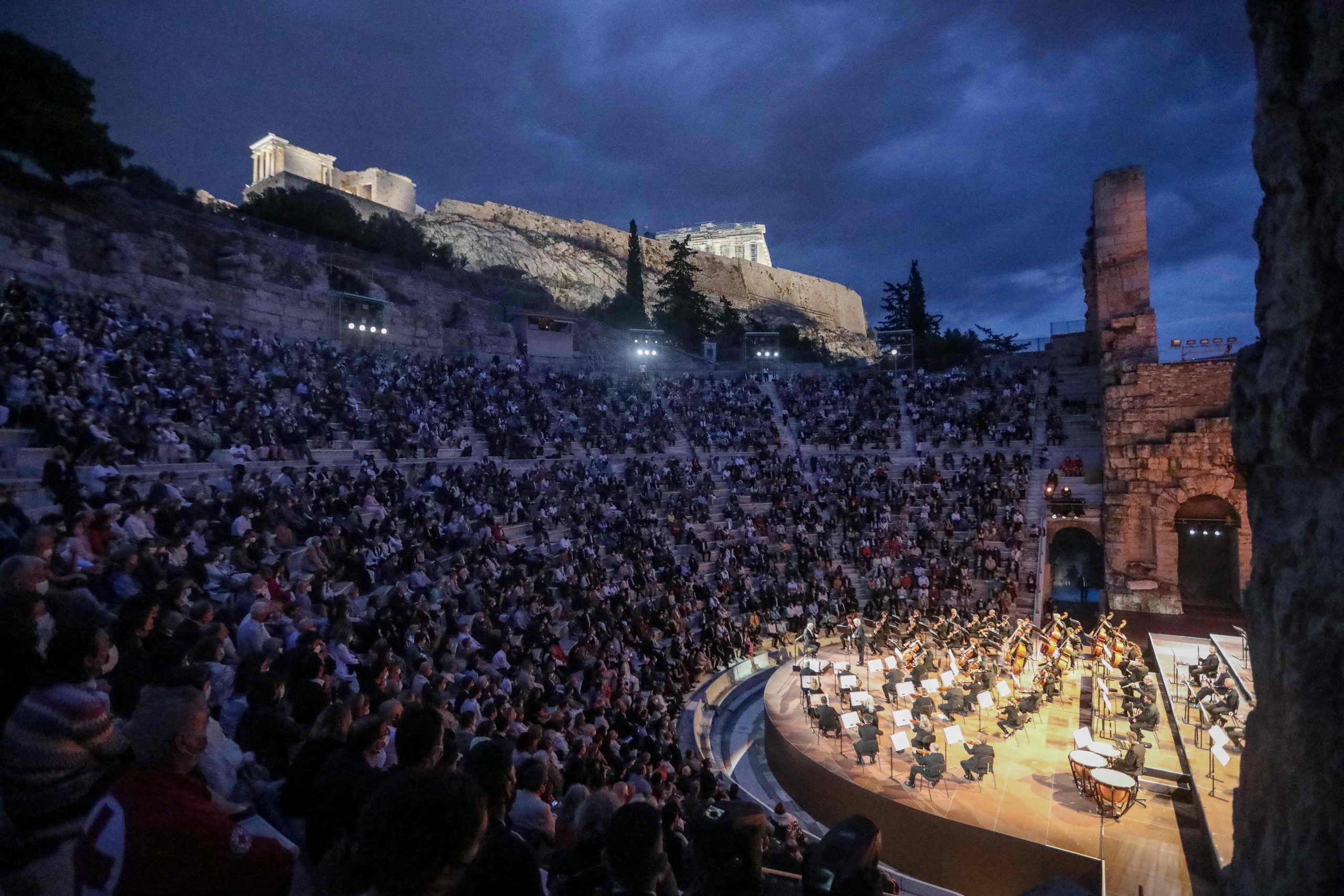 A Night of Hadjidakis at the Odeon of Herodes Atticus: Magnus Eroticus and Fifteen Vespers