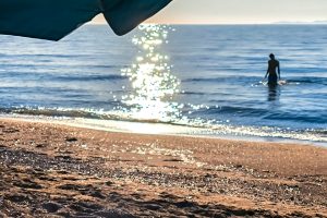 Heatwave Returns to Greece with Temperatures Reaching Over 40°C