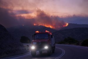 Wildfire Ravages 4,000 Acres on Zakynthos, Damaging Homes