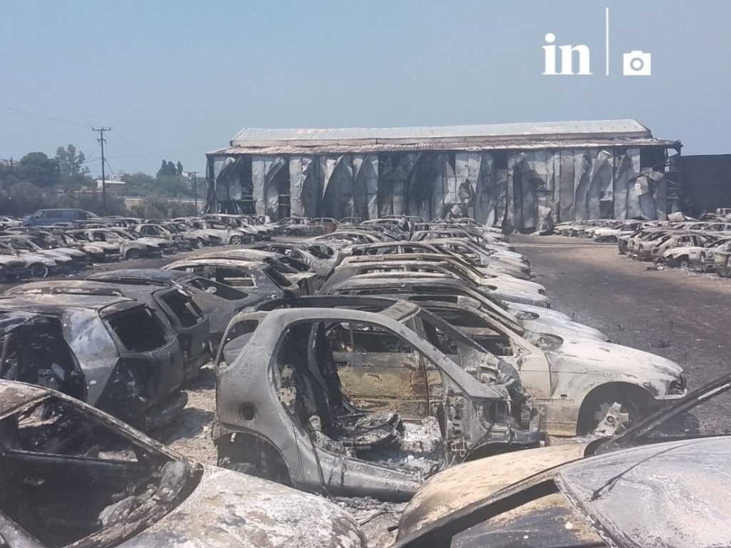 Hundreds of Parked Vehicles Torched in Patras Customs Lot