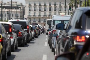 Greece to Fine 450,000 Drivers for Unpaid Fees and Violations