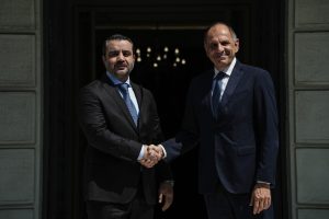 Interim Syrian Govt’s FM in Athens for Talks on Wed.