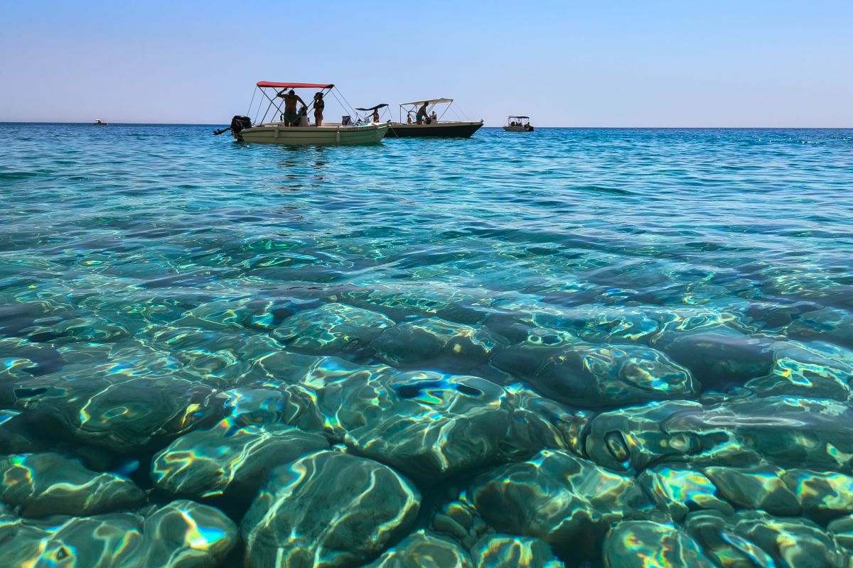Mini Heatwave in Greece With 42°C in Attica