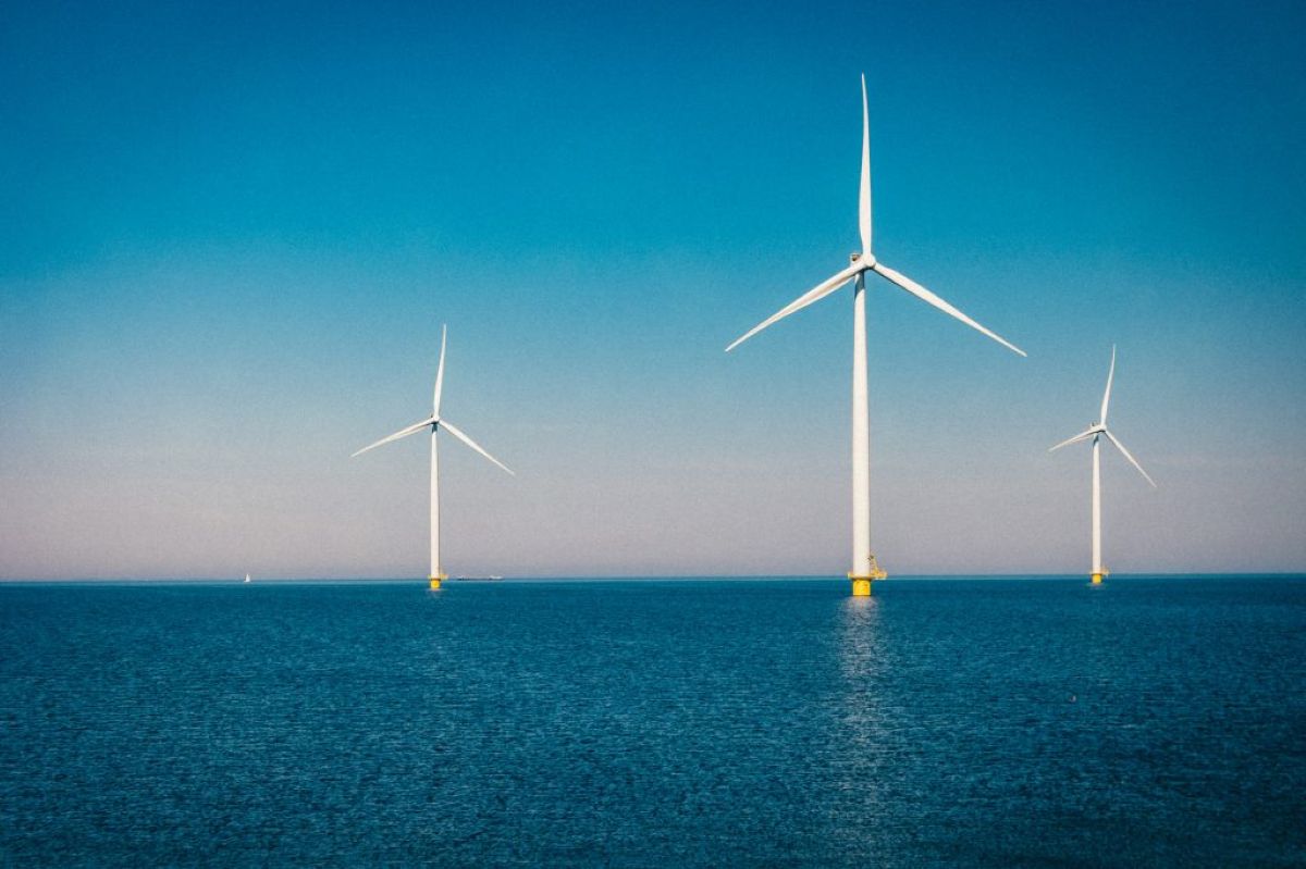 Athens Stalls on Offshore Wind, Freezing Billions in Green Investment