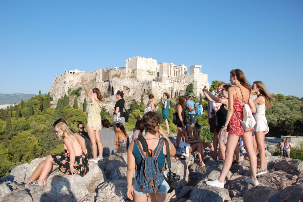 Greece Sees Solid Tourism Gains as Global Travel Reaches New Highs
