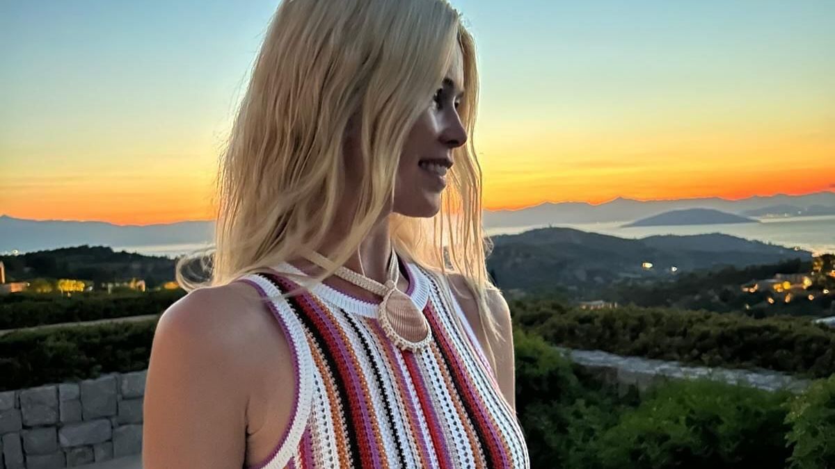Claudia Schiffer Calls Greece ‘Simply Beautiful’ on Summer Getaway