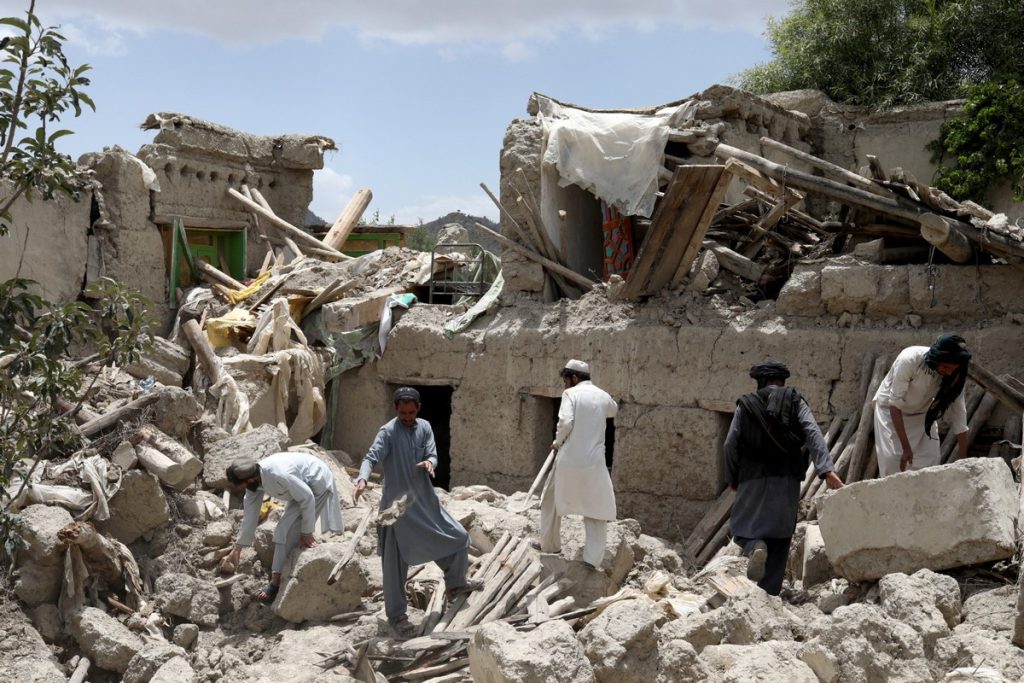 Afghanistan Earthquake Kills Over 800, Thousands Injured