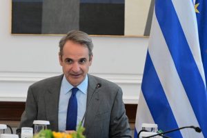 Mitsotakis Announces Expansion of School Funding Program