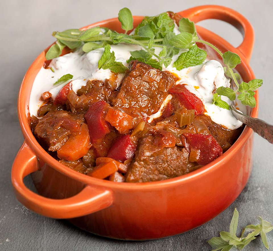 Braised Beef with Vegetables and Yogurt Sauce