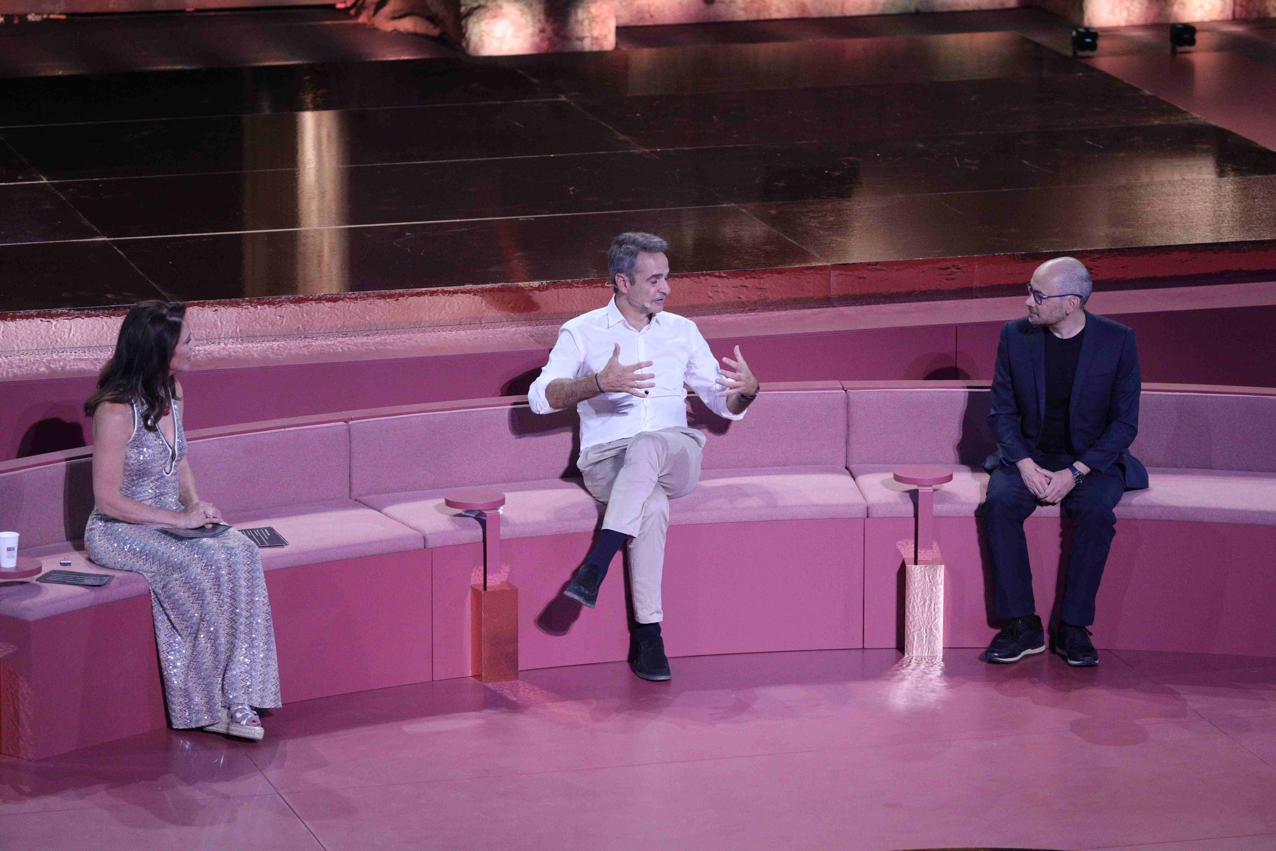 Mitsotakis, Google DeepMind CEO Hassabis Tout AI