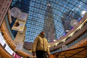 Putin Wagers Ukraine’s Army Will Break Before His Economy Does