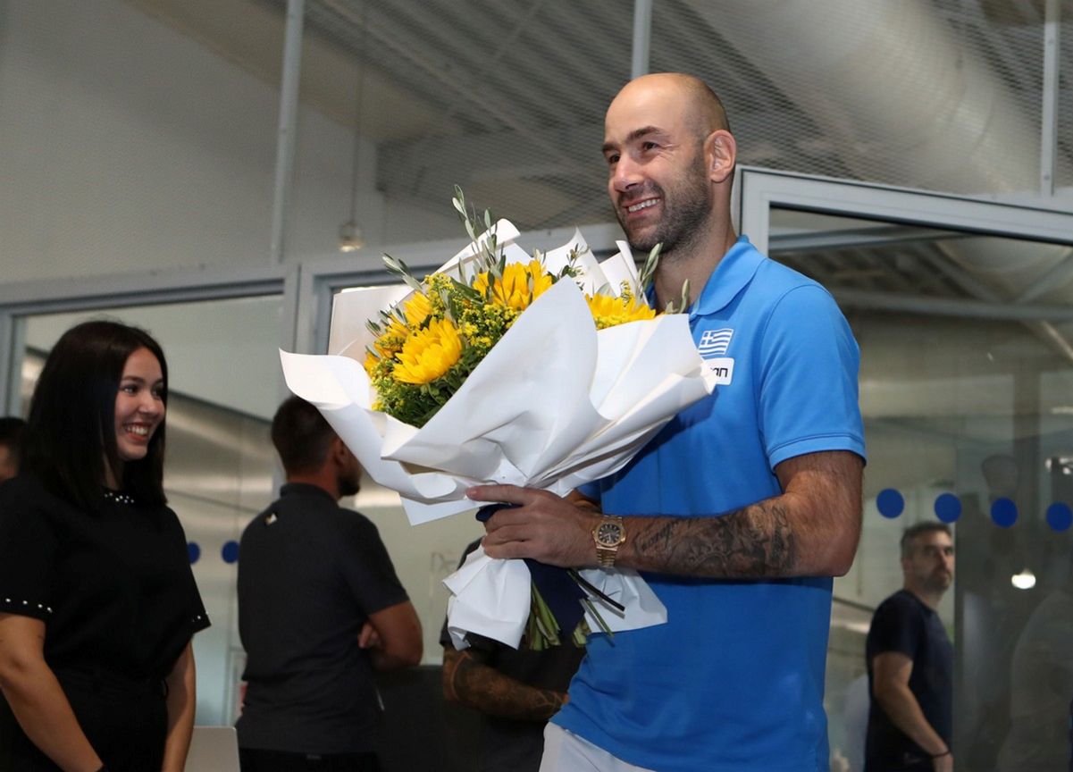 EuroBasket 2025 – Greek Team Returns Home (vid-pics)