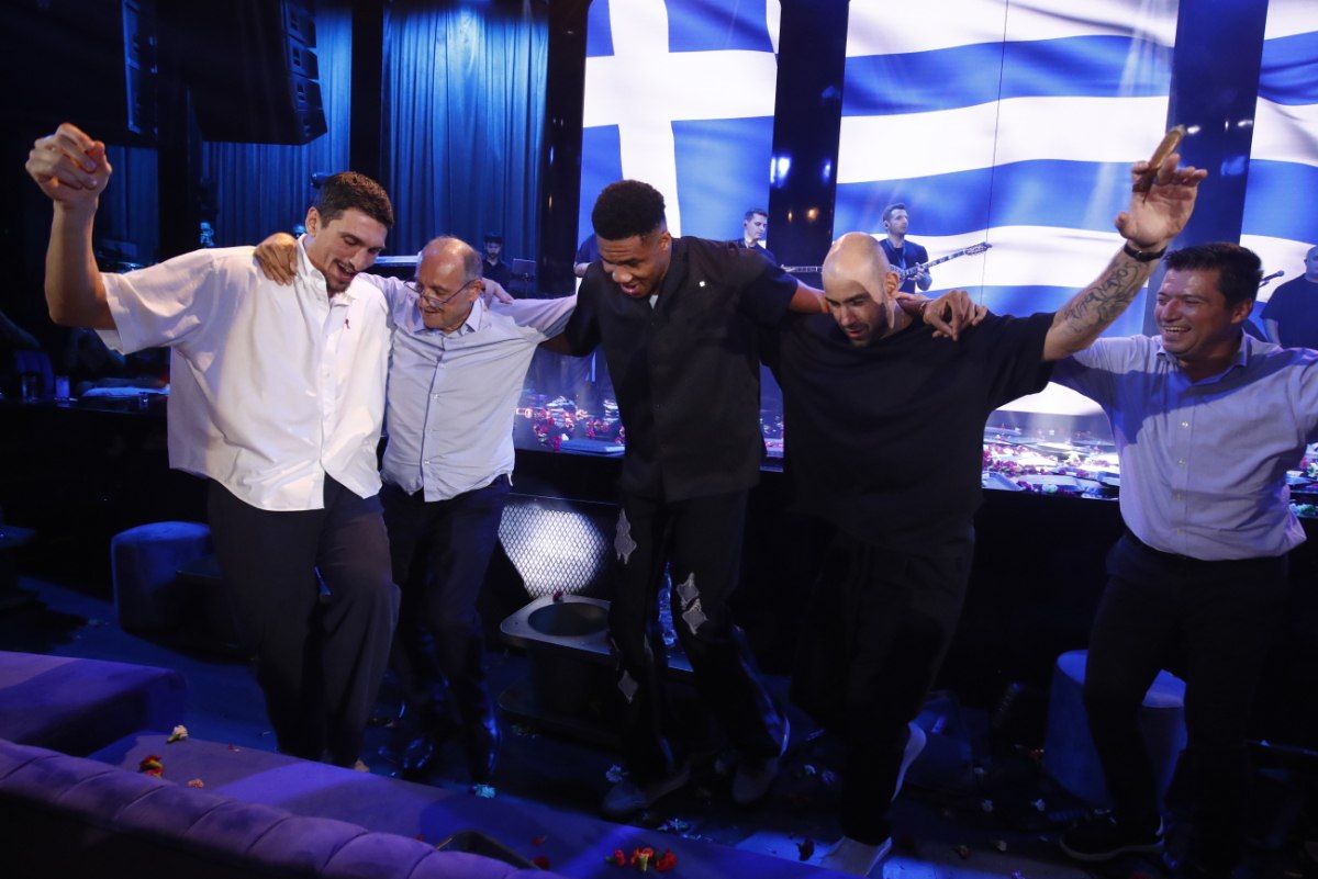 Greece’s Basketball Heroes Celebrate Bronze in Style