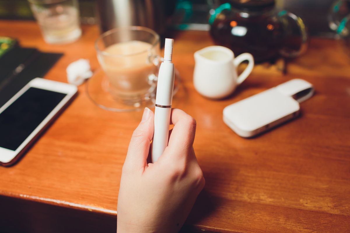 E-cigarette Explodes in Man’s Mouth in Crete