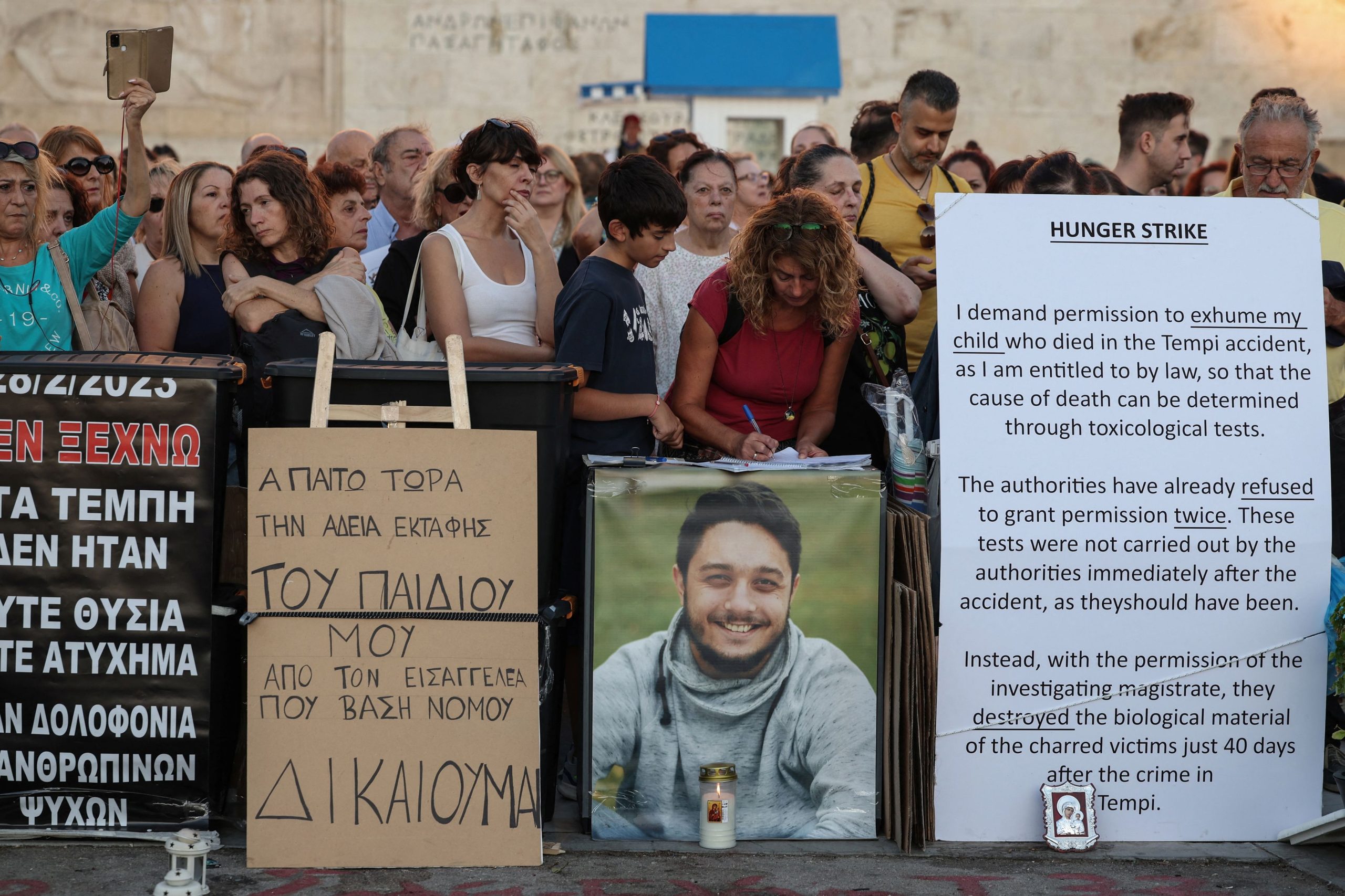 Prosecutor OKs Exhumation of Tempi Victim’s Body